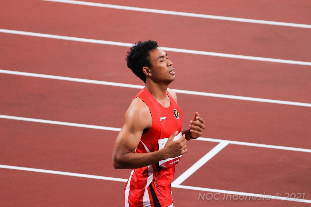 Ekspresi Lalu Muhammad Zohri usai finis kelima di lari 100 meter putra Olimpiade Tokyo, Sabtu (31/7/2021). 