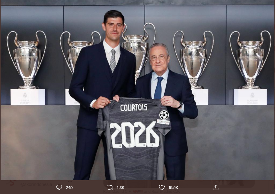 Kiper Real Madrid, Thibaut Courtois mendapat perpanjangan kontrak hingga 2026.