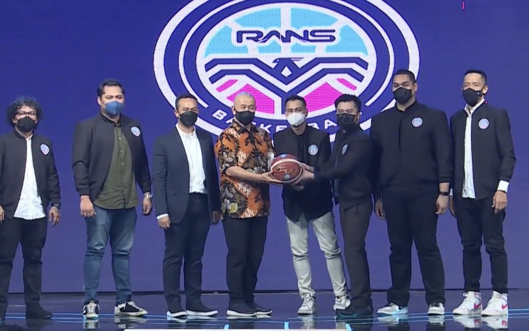RANS PIK Basketball sudah resmi diluncurkan. Mereka menjadikan eks pelatih CLS Knights Indonesia, Koko Heru Setyo Nugroho sebagai pelatih kepala