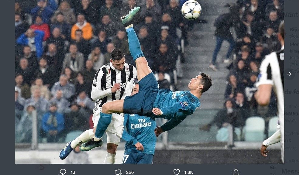 Cristiano Ronaldo ketika mencetak gol ke gawang Juventus dalam laga Liga Champions pada 2018 lalu, gol salto yang menarik perhatian dunia.