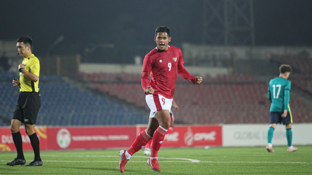 Penyerang timnas U-23 Indonesia, Taufik Hidayat, tetap optimistis dengan peluang timnya melaju ke putaran final Piala Asia U-23 2022 seusai tumbang dari Australia.