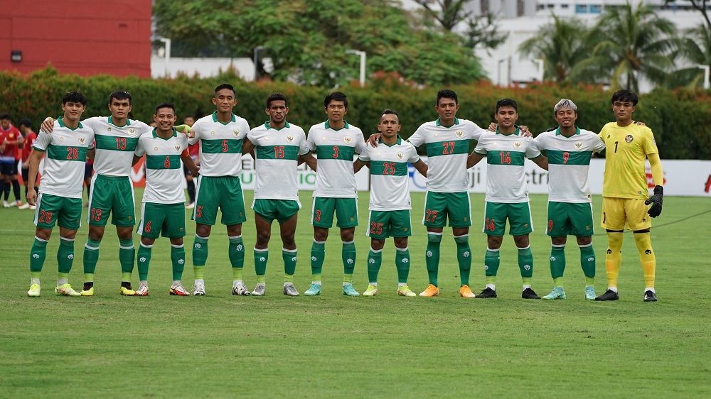 Starter timnas Indonesia saat bersua Laos dalam laga Grup B fase penyisihan Piala AFF 2020, 12 Desember 2021.