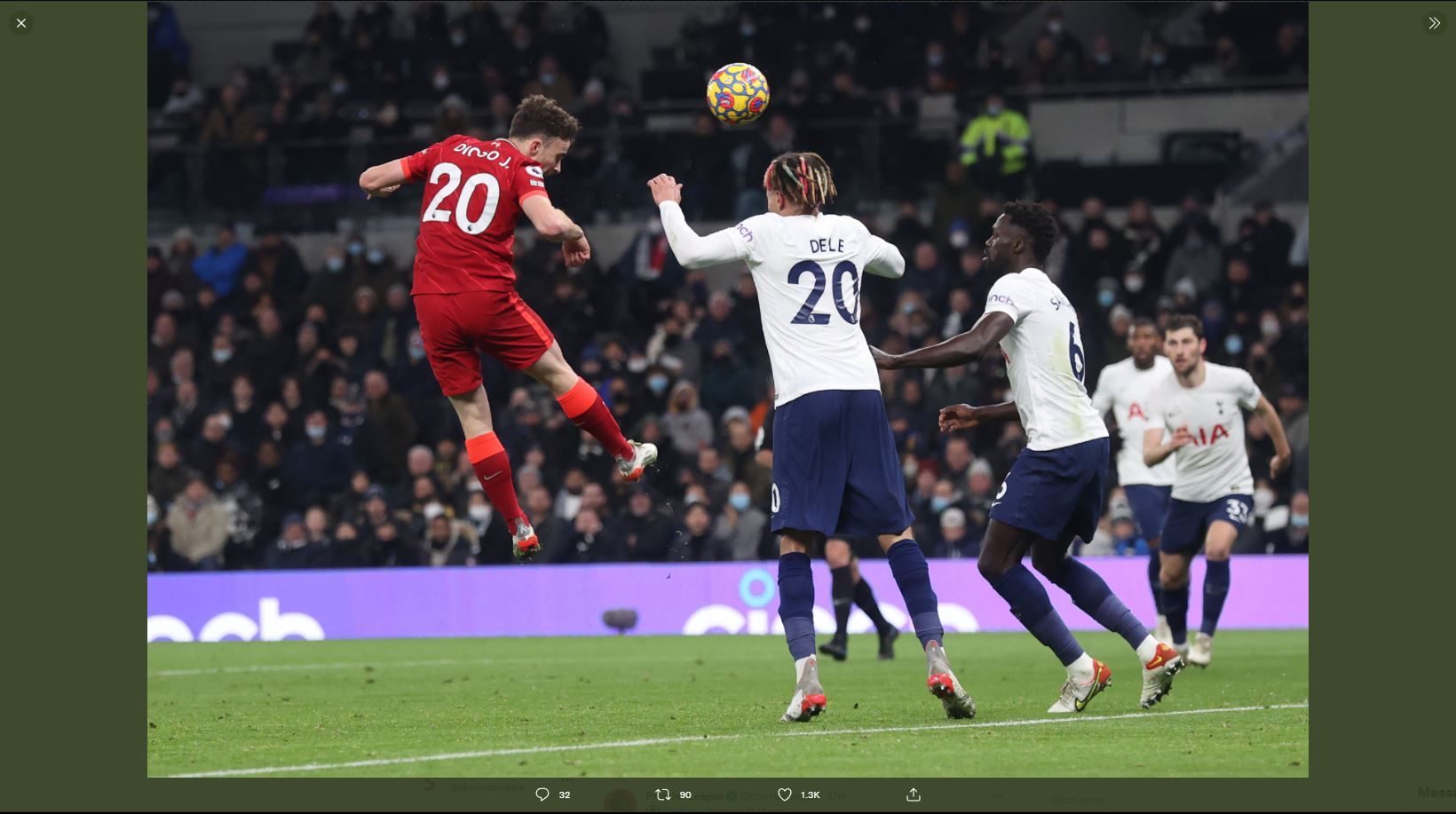 Penyerang Liverpool, Diogo Jota, mencetak gol ke gawang Tottenham Hotspur, di Liga Inggris.