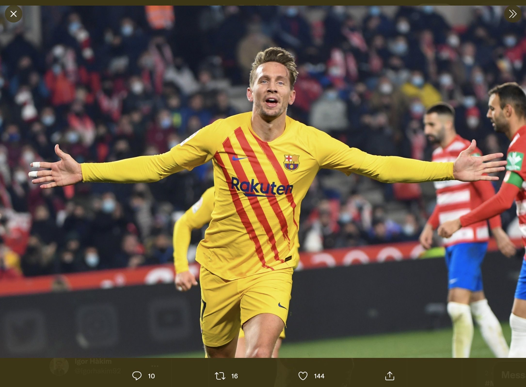 Penyerang FC Barcelona, Luuk de Jong.