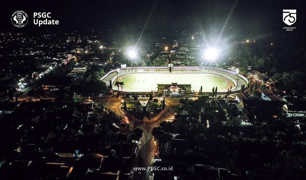 Markas PSGC Ciamis, Stadion Galuh di Kabupaten Ciamis tampak dari atas pada malam hari.