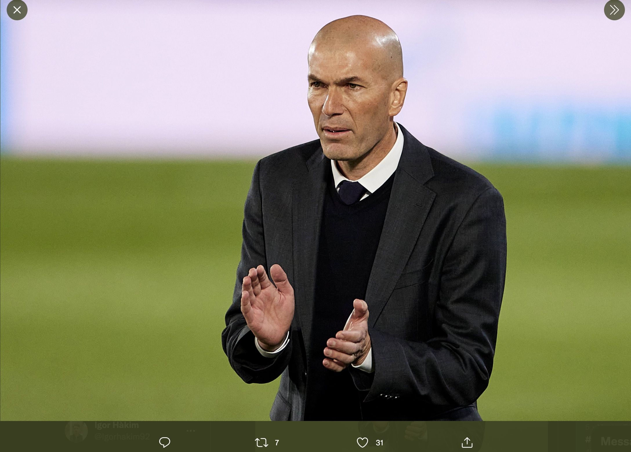 Pelatih asal Prancis, Zinedine Zidane.