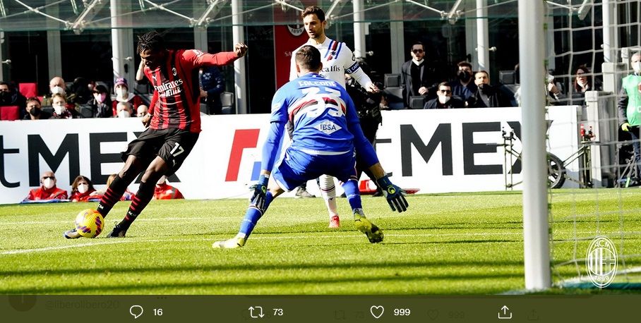 Rafael Leao saat melepaskan tembakan ke gawang Sampdoria, Minggu (13/2/2022) malam WIB.