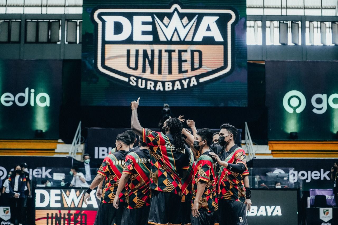 Dewa United Surabaya menjadi salah satu tim yang solid pada IBL musim ini.