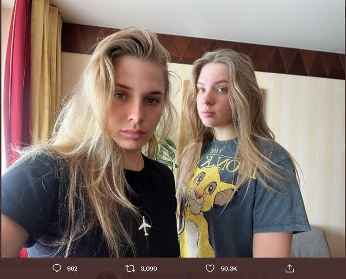 Dayana Yastremska (kiri) memposting foto dia dan adiknya Ivanna setelah tiba dengan selamat di Prancis pada hari Jumat, 26 Februari, pukul 06.45 malam.