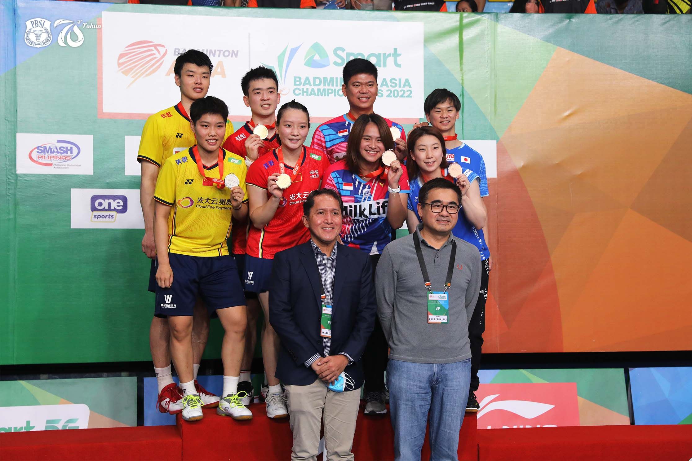 Podium juara ganda campuran Badminton Asia Championship 2022, Minggu (1/5/2022).