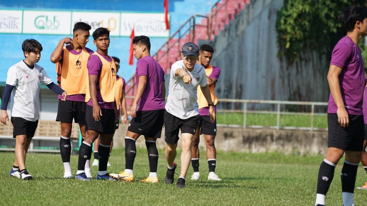 Pelatih timnas U-23 Indonesia, Shin Tae-yong, terus mematangkan persiapan anak asuhnya menjelang laga pertama di babak penyisihan Grup A SEA Games 2021 melawan Vietnam.