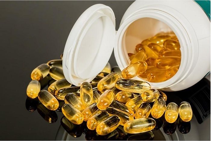 Ilustrasi Tablet Omega-3 atau minyak ikan, yang paling baik dikosumsi pagi atau sore hari.