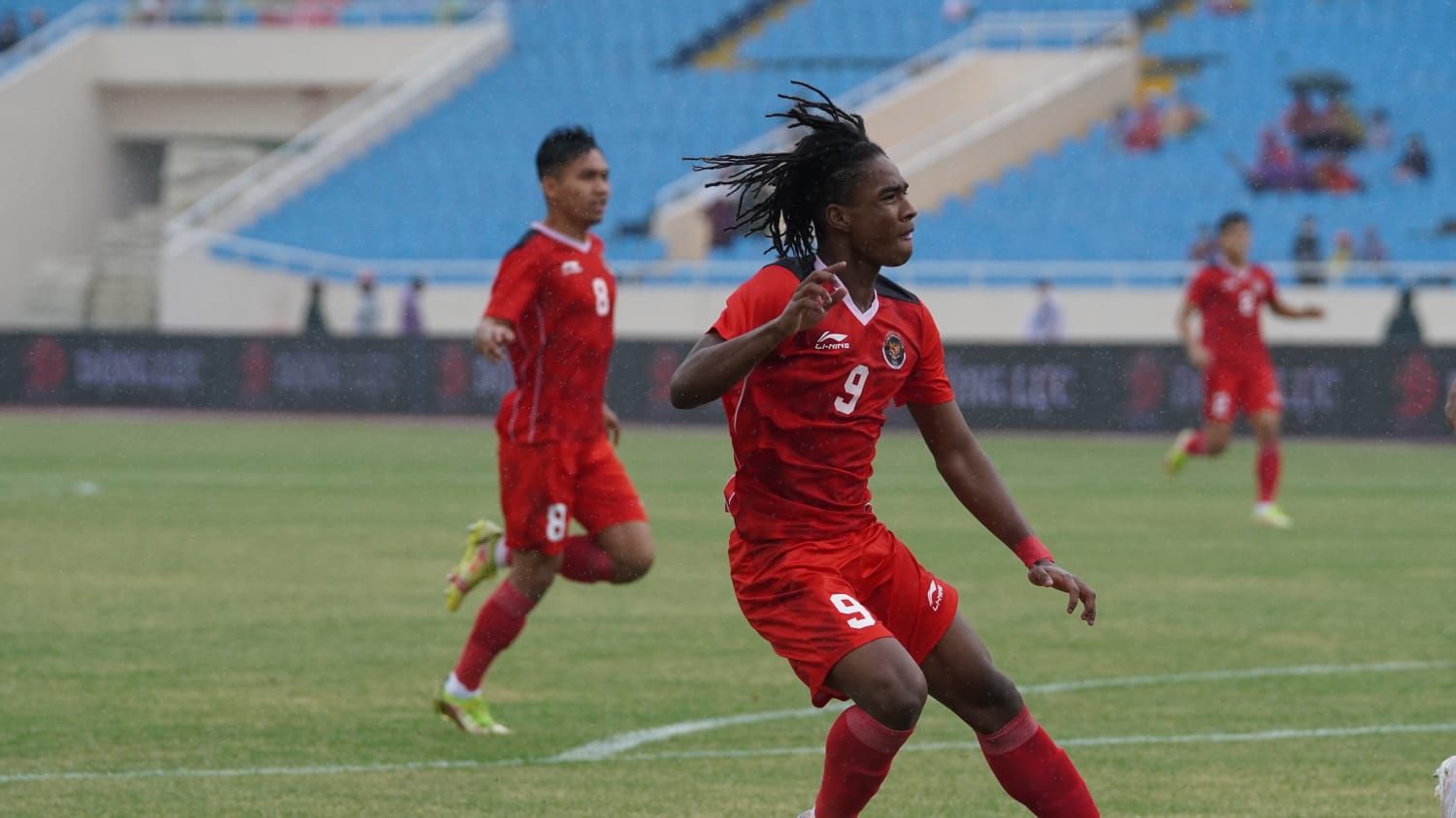 Pemain timnas U-23 Indonesia, Ronaldo Kwateh, saat berlaga melawan Malaysia di SEA Games 2021.