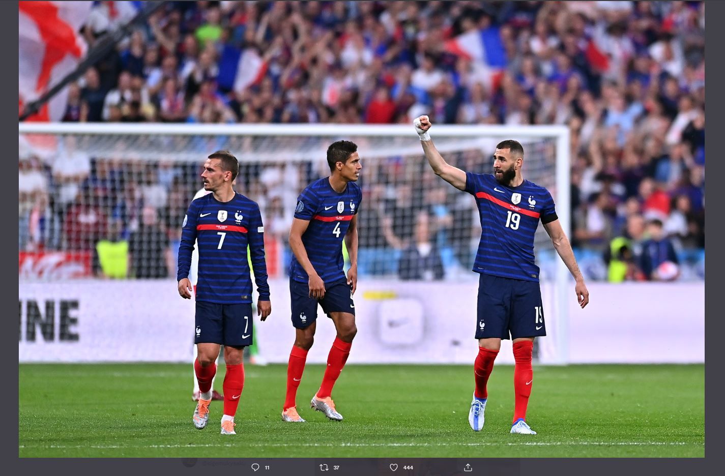 Karim Benzema mencetak gol untuk Prancis, melawan Denmark di ajang UEFA Nations League, Sabtu (4/6/2022) dini hari WIB.