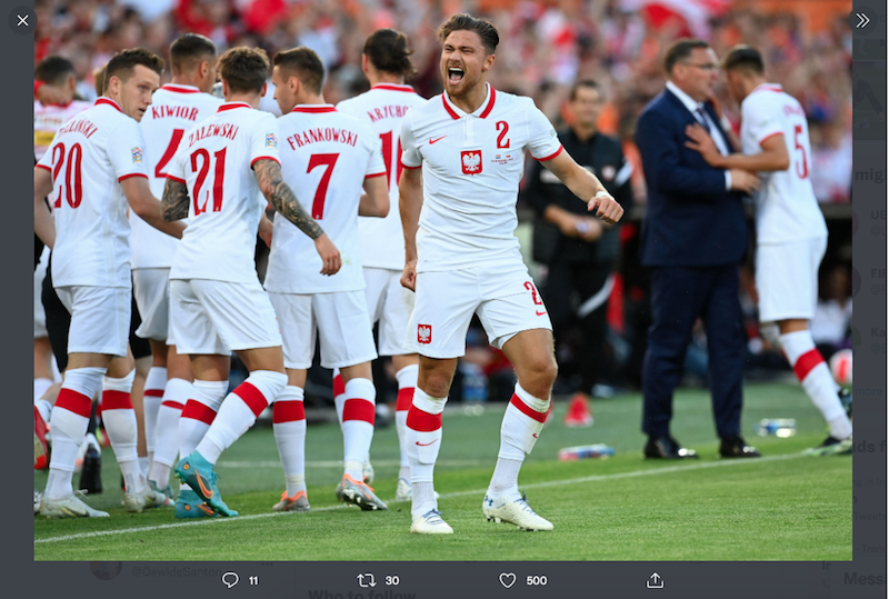 Matty Cash merayakan gol pada pertandingan  Belanda vs Polandia dalam lanjutan babak grup UEFA Nations League, Minggu (12/6/2022) dini hari WIB. 