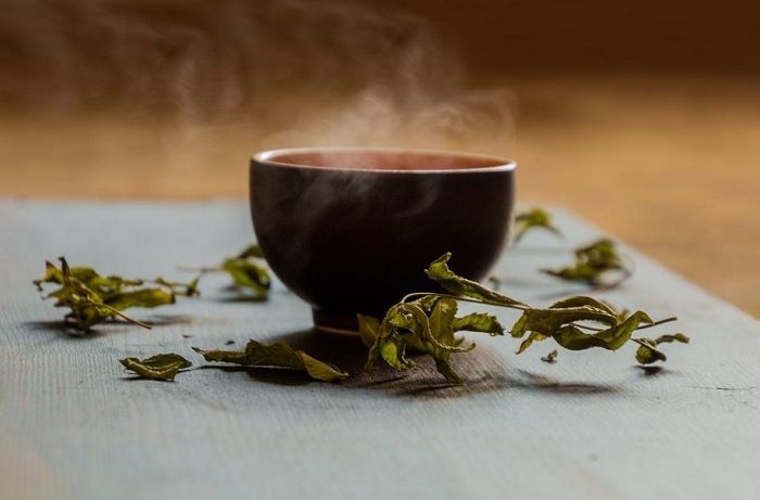 Konsumsi teh hijau secara teratur diyakini dapat menjauhkan penyakit seperti jantung dan diabetes.