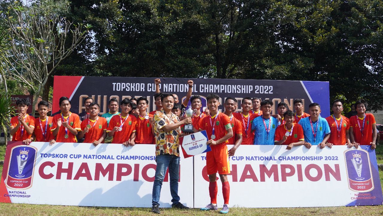 Pesik Kuningan meraih gelar runner up TopSkor Cup Nasional U-18 2022