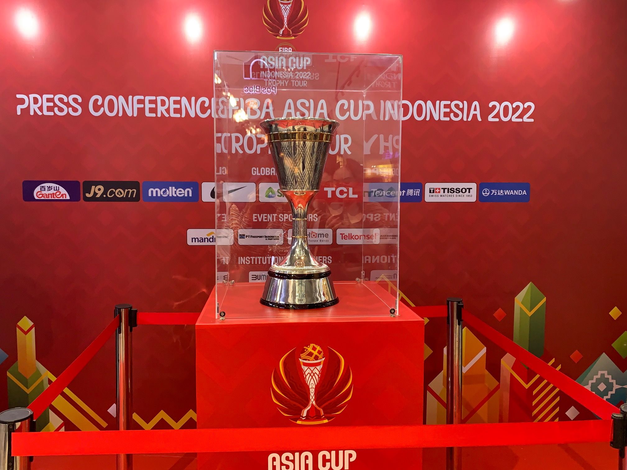 Trofi Piala Asia FIBA 2022 telah tiba di Jakarta pada Selasa (5/7/2022).