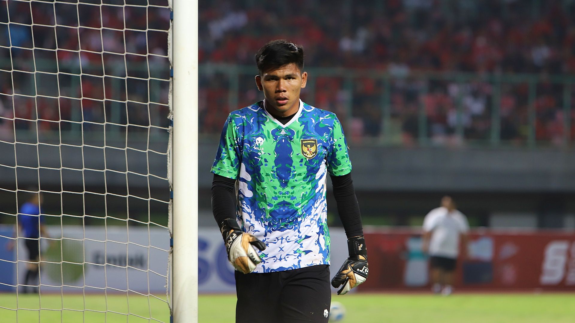 Kiper timnas U-19 Indonesia, Cahya Supriadi, saat melakoni pemanasan jelang melawana Thailand di Piala AFF U-19 2022. 
