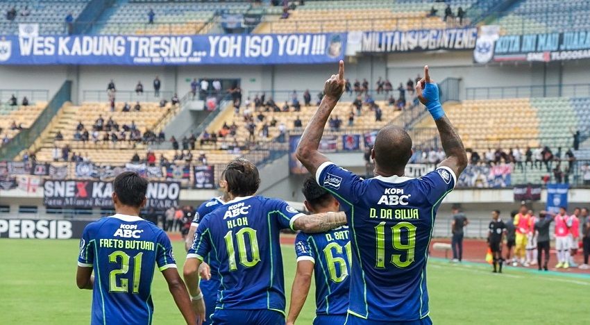 David Da Silva (19) merayakan golnya untuk Persib ke gawang PSIS Semarang dalam laga pekan keempat Liga 1 2022-2023, 13 Agustus 2022.                               