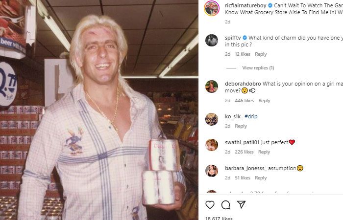   Ric Flair mengirimkan kata-kata dukungannya kepada ikon Super Bowl Tom Brady .