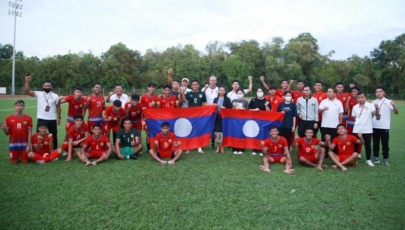 Para pemain Laos seusai kalah 1-3 dari Maladewa dalam laga FIFA Matchday di Track &amp; Field Sports Complex, Bandar Seri Begawan, Brunei Darussalam pada 24 September 2022.