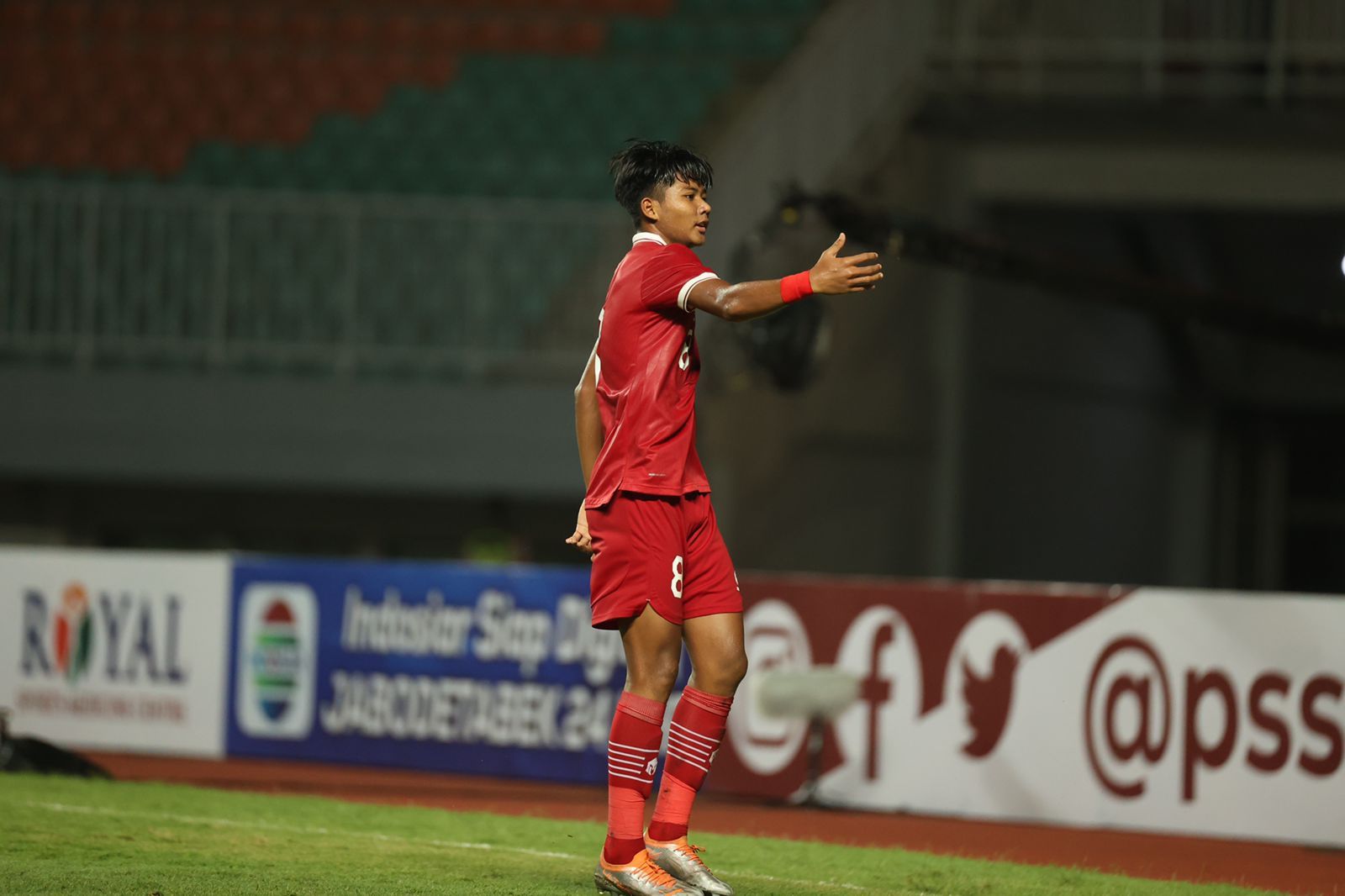 Selebrasi penyerang timnas U-17 Indonesia, Arkhan Kaka di kualifikasi Piala Asia U-17 2023.