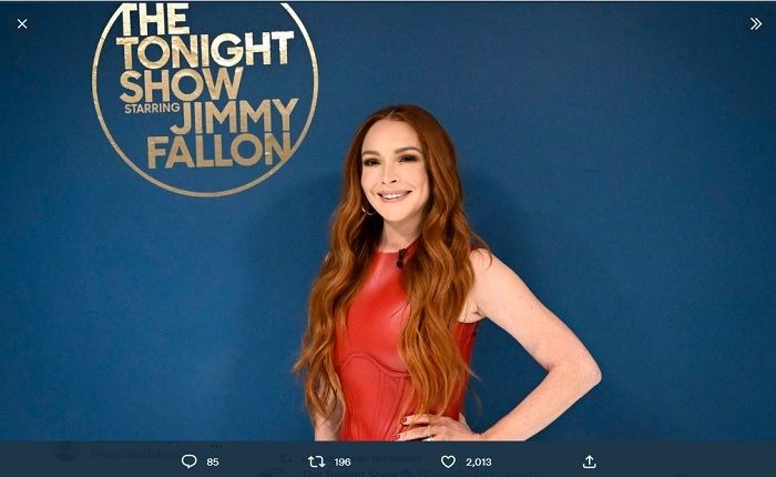 Aktris Lindsay Lohan saat menghadiri undangan tampil dalam program The Tonight Show with Jimmy Fallon.