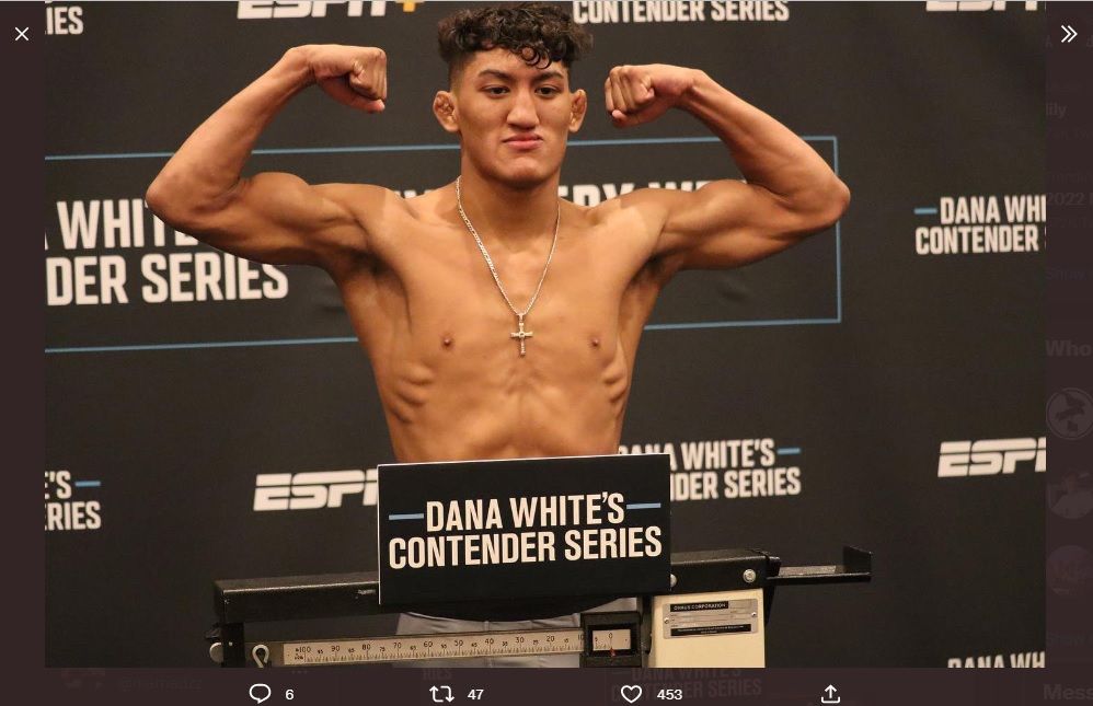 Petarung muda Raul Rosas Jr akan tampil untuk pertama kalinya di UFC pada 10 Desember 2022 melawan Jay Perrin di kelas bantam.