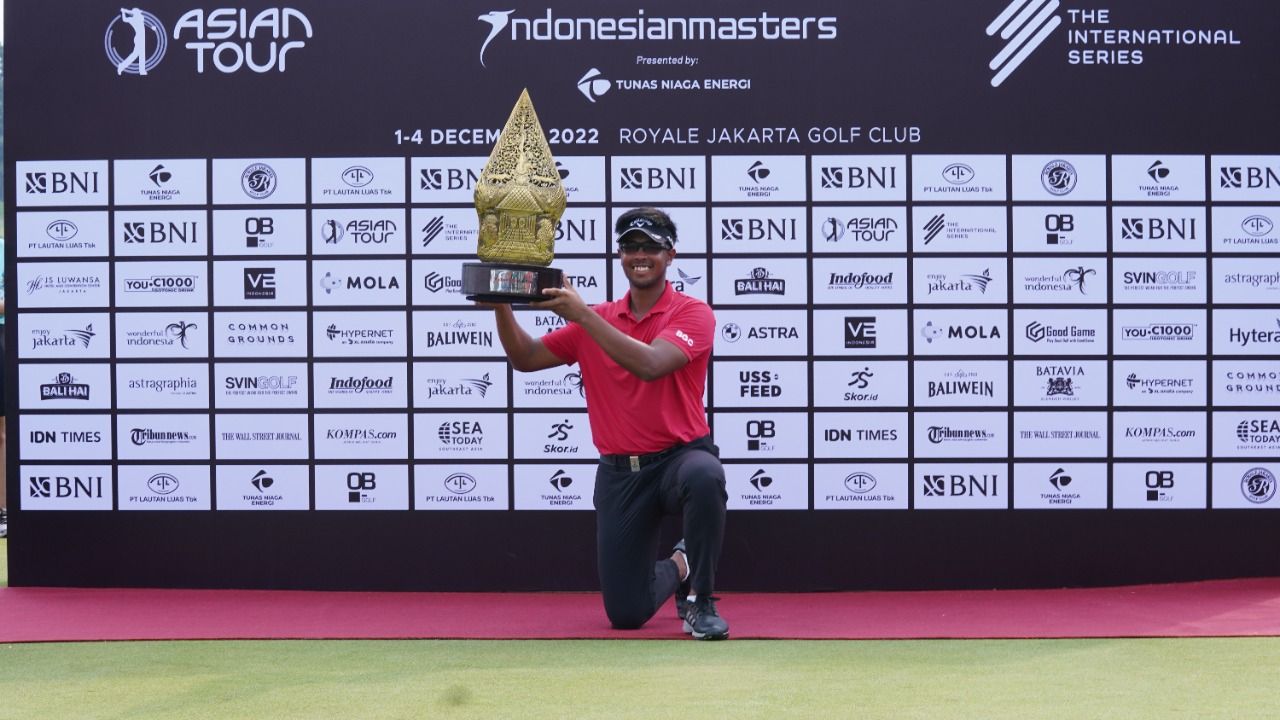 Pegolf asal Thailand, Sarit Suwannarut sukses menjuarai Indonesian Masters 2022.