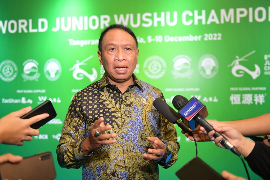 Menpora Zainudin Amali hadir dan memberikan medali pada Kejuaraan Dunia Wushu Junior 2022 di Jakarta pada Kamis (8/12/2022).