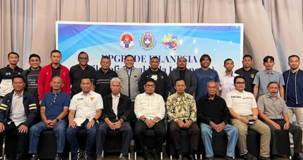 Orang-orang yang terlibat pada acara upgrade Filanesia yang digelar PSSI dan Kemenpora di Jakarta, Desember 2022.