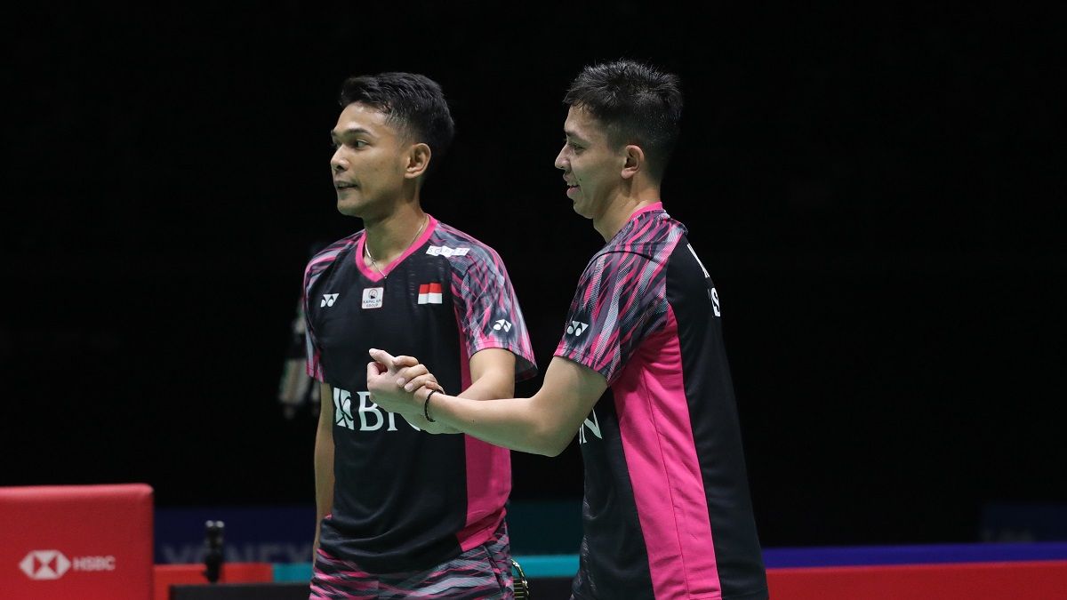 Fajar Alfian/Muhammad Rian Ardianto jadi salah satu wakil Indonesia yang sukses menembus final Malaysia Open 2022 usai memenangi laga semifinal yang digelar di Axiata Arena, Kuala Lumpur pada Sabtu (2/7/2022).