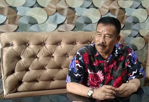 Komisaris PT Persib Bandung Bermartabat, Umuh Muchtar, memberi keterangan pers menjelang bergulirnya Liga 1 2020 pada Fabruari 2020..
