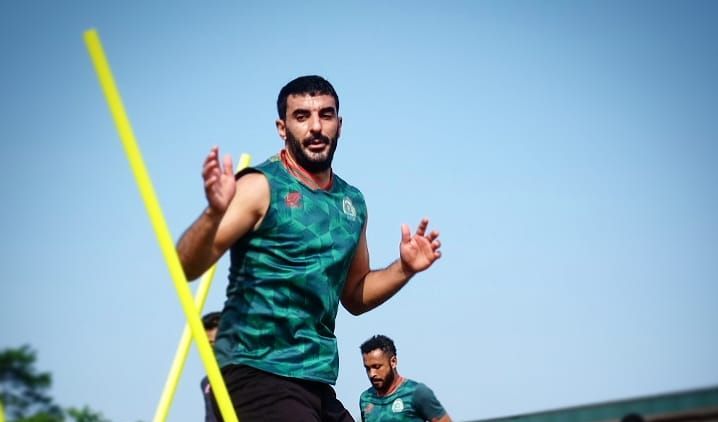 Gelandang asing Tira Persikabo Artyom Filiposyan saat berlatih dengan timnya pada Agustus 2020.