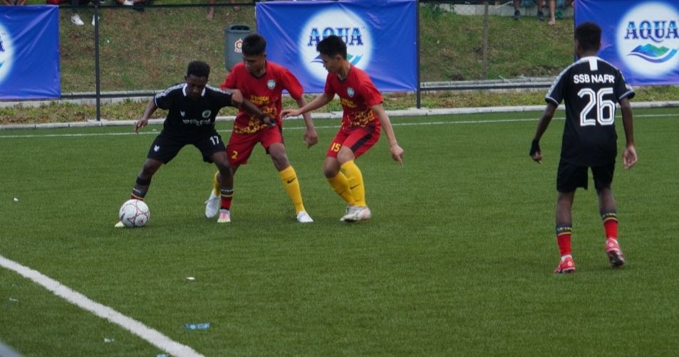 Pertandingan Nafri melawan SJS Luwuk pada TopSkor Cup Nasional U-16 2022