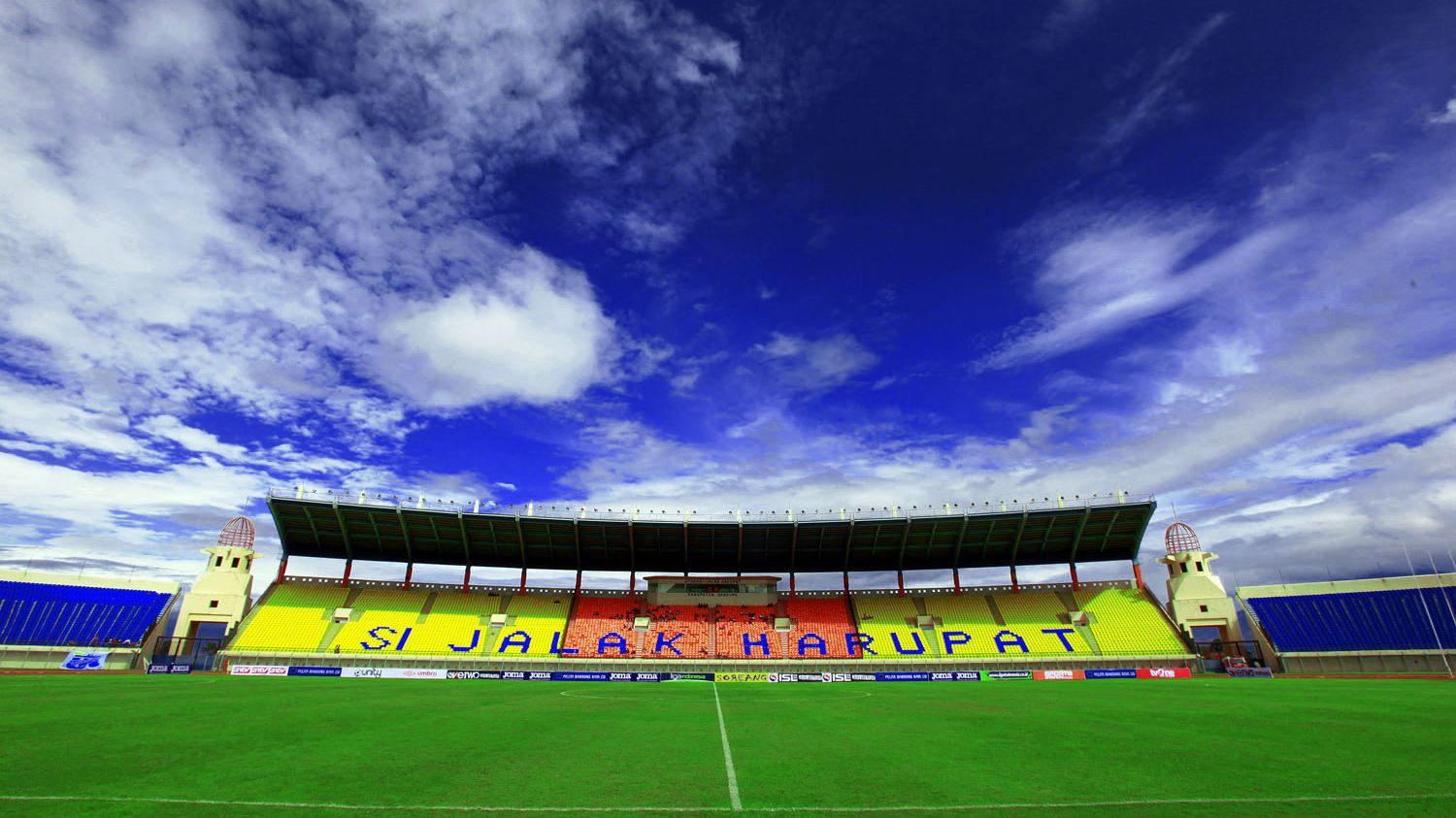 Stadion Si Jalak Harupat Kabupaten Bandung dipotret pada 2019. Stadion ini akan menjadi lokasi pelaksanaan Piala Dunia U-20 2021.