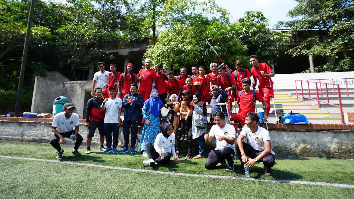Anggota timnas sepak bola amputasi Indonesia pada agenda pemusatan latihan di Jakarta, Agustus 2022.
