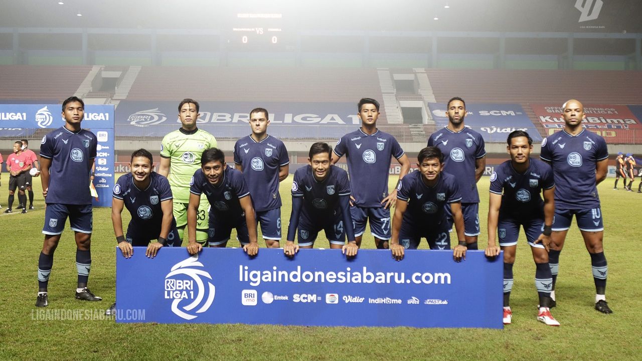 Starting eleven Persela Lamongan di salah satu laga Liga 1 2021-2022.