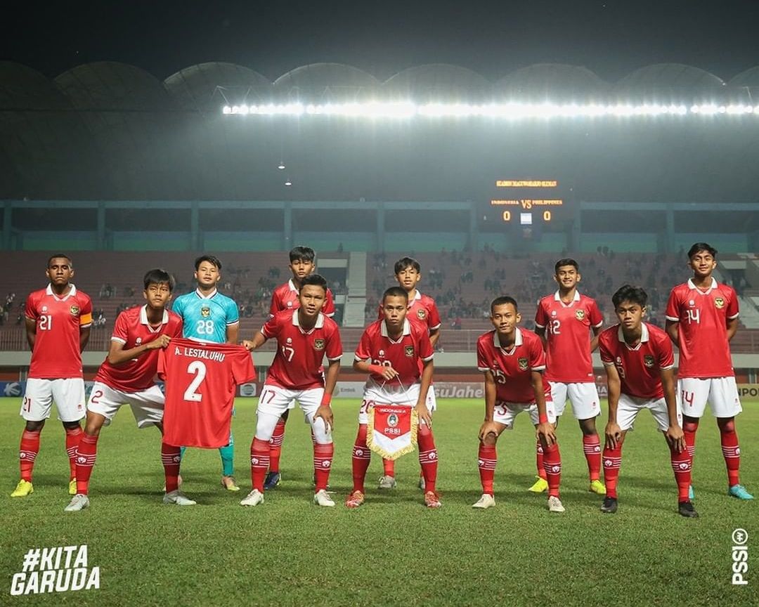 Sebelas pemain pertama timnas U-16 Indonesia saat menghadapi Filipina di ajang Piala AFF U-16 2022.