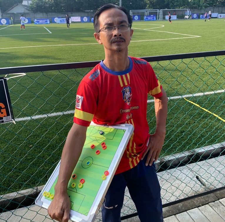 Pelatih tim asal Malaysia AUFC, Zahid Jalil, pada penyelenggaraan Transtama Garuda International Cup II, 2 Juli 2022.
