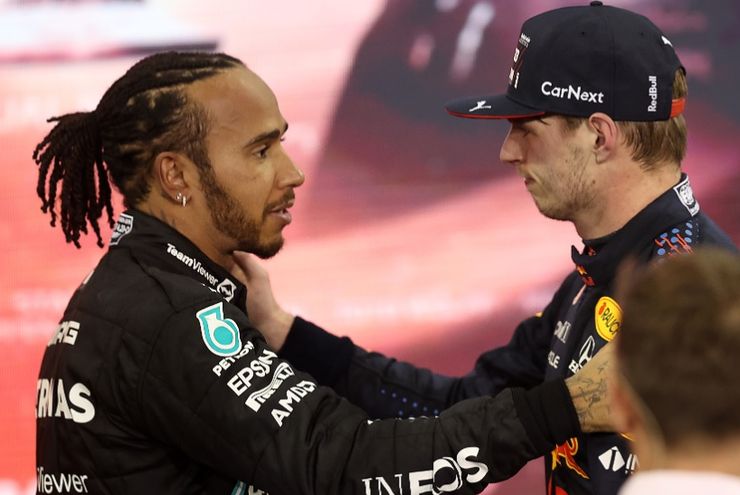 6 Momen Kontroversial yang Panaskan Duel Lewis Hamilton vs Max Verstappen