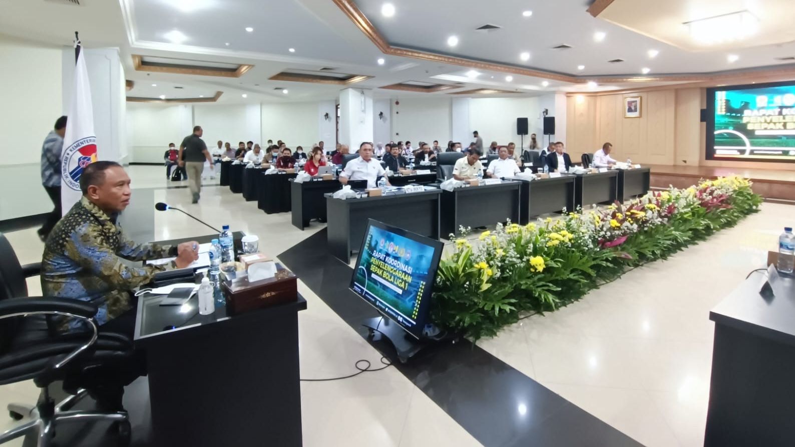 Menpora Zainudin Amali saat memimpin Rapat Koordinasi Penyelenggaraan Sepak Bola Liga 1  di Auditorium Wisma Kemenpora, Jakarta Pusat pada 28 November 2022.