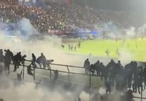 10 Tragedi Sepak Bola yang Menewaskan Suporter di Stadion