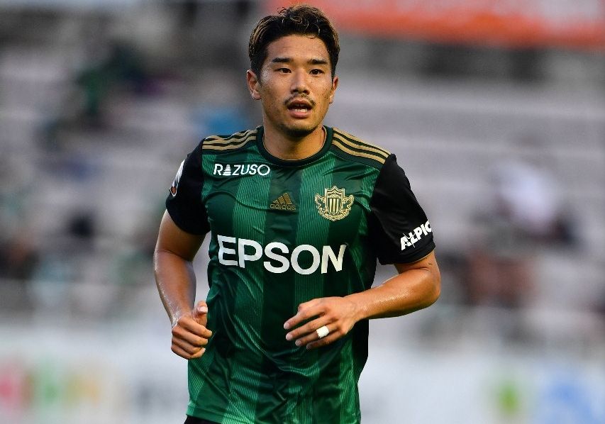 Toshiya Takagi saat bermain di J.League bersama Matsumoto Yamaga.