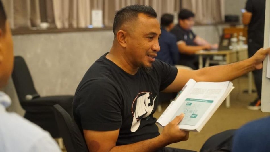 Firman Utina sebagai salah satu mantan pemain timnas Indonesia yang ikut dilibatkan dalam upgrade Filanesia yang dilakukan PSSI dan Kemenpora di Jakarta, Desember 2022.