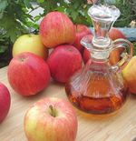 3 Manfaat Luar Biasa Memakai Cuka Apel untuk Kulit