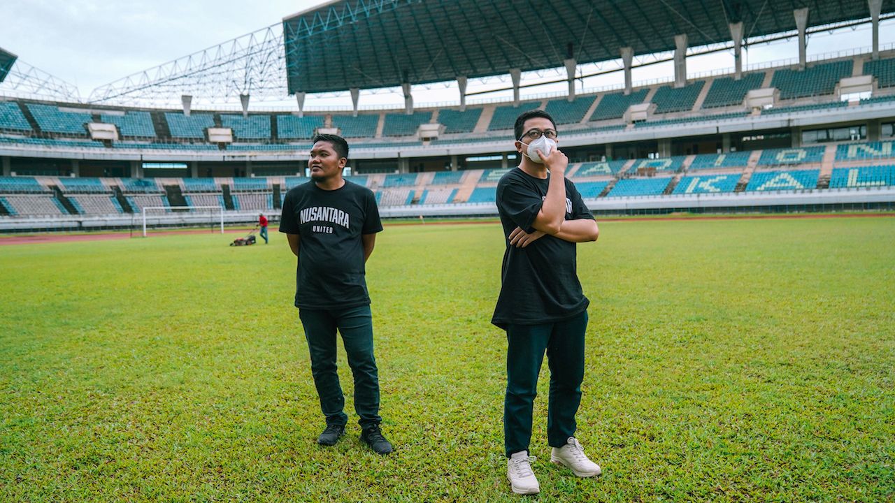 Nusantara United FC melakukan kunjungan stadion saat Liga 2 2022-2023 dijeda, Desember 2022.