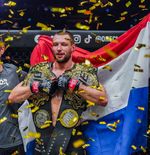 Kalahkan Kiamrian Abbasov, Reinier de Ridder Sukses Pertahankan Gelar ONE Middleweight