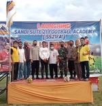 Sandi Sute Resmi Buka Akademi Sepak Bola dan Disambut Baik Keluarga Persija